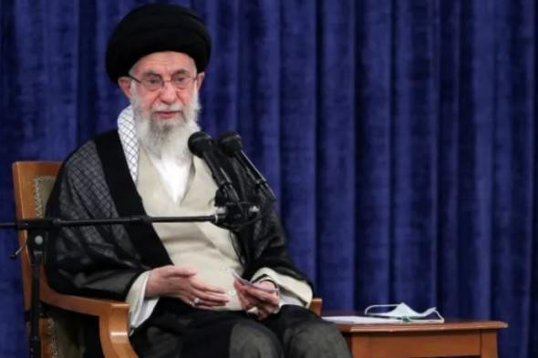قائد الثورة الإسلامية في إيران: على الشعب الإيراني ألا يقلق ولن يكون هناك أي اضطراب 