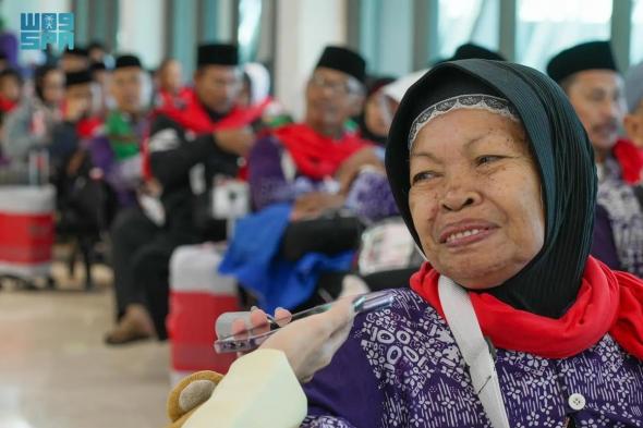 مستفيدة إندونيسية من "طريق مكة" تروي ذكريات 60 عامًا من الحج والعمرة