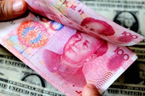 بلغة الشارت .. هل اقتربت الصين من إنهاء هيمنة الدولار على معاملاتها الخارجية؟