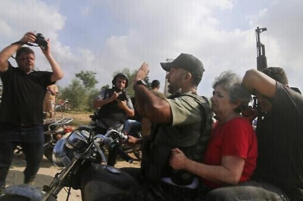 حماس تعقب رسميا على فيديو أسر المجندات الإسرائيليات
