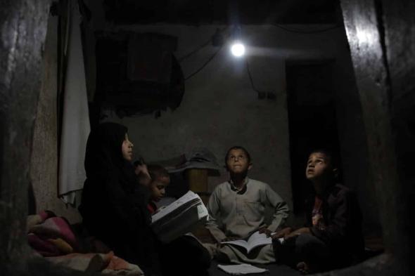 الرئيس السيسي يفسر أسباب انقطاع الكهرباء "الحل مؤلم للشعب"
