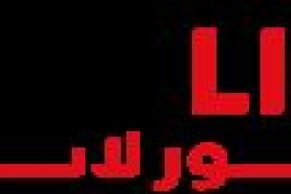 حادث لايصدق في صنعاء.. سيارة تعتلي أخرى وكأنها مشهد من فيلم خيالي