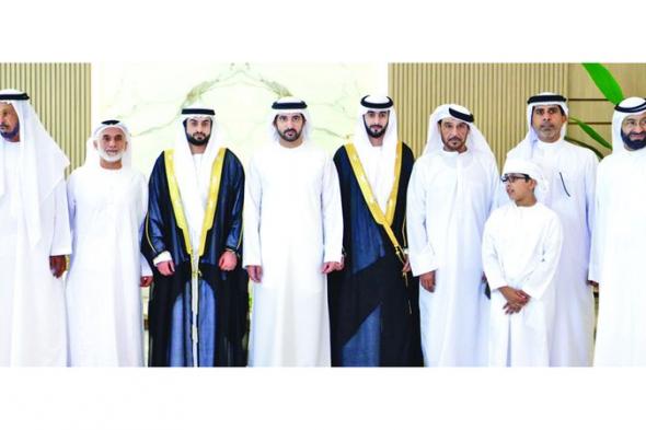 حمدان بن محمد يحضر أفراح المنصوري والمهيري