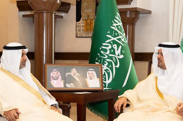 نائب أمير مكة يلتقي وزير الصحة ويطلع على جاهزية المنظومة الصحية لموسم الحج