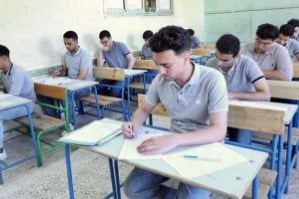صفحات الغش تنشر أسئلة امتحان الدبلومات الفنية