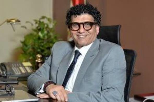 رئيس دار الأوبرا يوجه الشكر لكل من واساه فى وفاة والده
