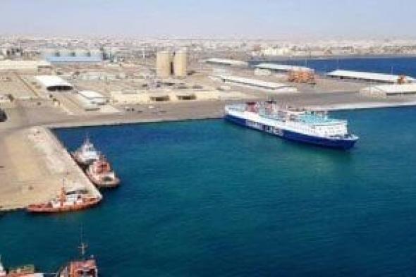تداول 14 ألف طن بضائع عامة ومتنوعة و804 شاحنة بموانئ البحر الأحمر