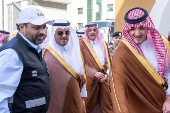 عبدالعزيز بن سعود يتفقد عدداً من المشاريع التطويرية في المشاعر المقدسة