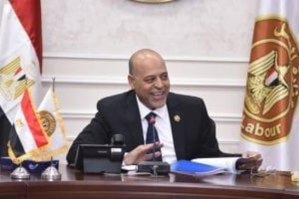 وزير العمل: إجازة عيد الأضحى للعاملين بالقطاع الخاص من 5 لـ9 يونيو