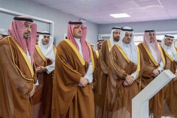 وزير الداخلية يدشّن المستشفى الميداني التابع للوزارة في عرفات