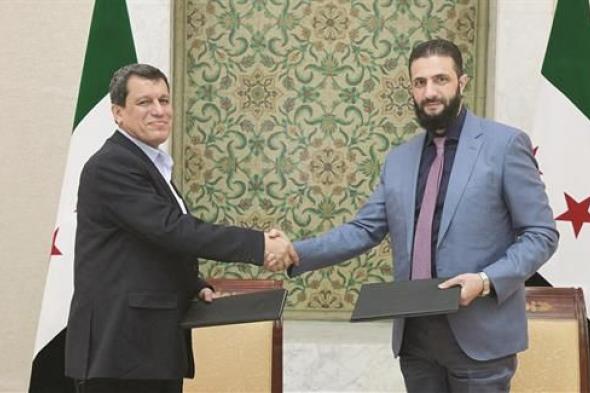 وفد الإدارة الذاتية يجتمع مع مسؤولين سوريين في دمشق لتفعيل اتفاق مارس