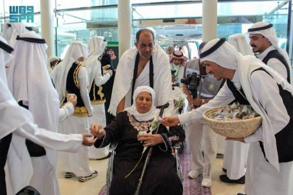 وصول الدفعة الثانية من ضيوف برنامج خادم الحرمين من ذوي الشهداء والأسرى والجرحى الفلسطينيين