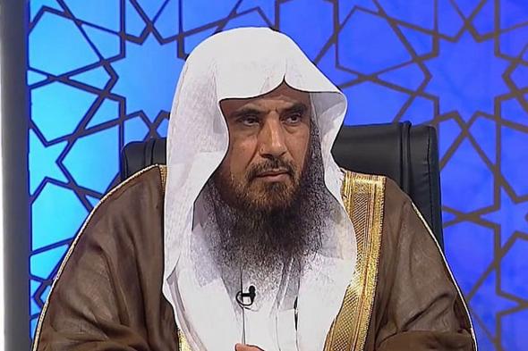 الشيخ الخثلان: لا بأس باستخدام الكمامة للمحرم والمحرمة بشرطين