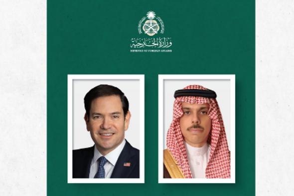 وزير الخارجية يبحث مع نظيره الأمريكي آخر التطورات الإقليمية والدولية