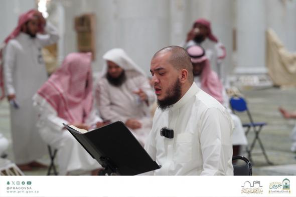 السديس: توزيع أكثر من مليون نسخة من القرآن مترجمة لإثراء تجربة ضيوف الرحمن