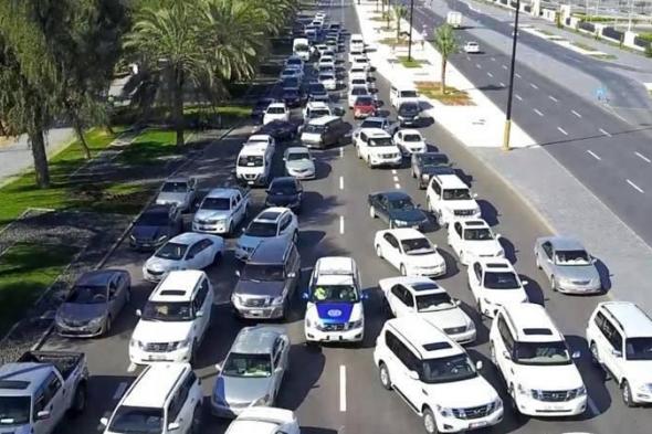 شرطة أبوظبي تحذر من عدم الإفساح لمركبات الطوارئ