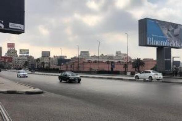 النشرة المرورية.. انتظام حركة السيارات بمحاور القاهرة والجيزة