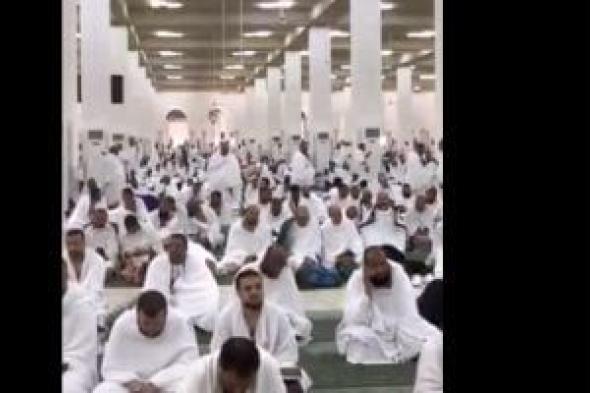 خطبة عرفة وصلاة الظهر من مسجد نمرة ..بث مباشر