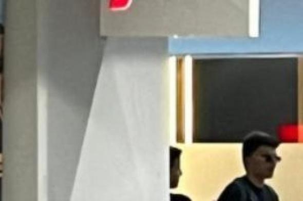 زيزو يصل مطار القاهرة للانضمام لبعثة الأهلى فى أمريكا