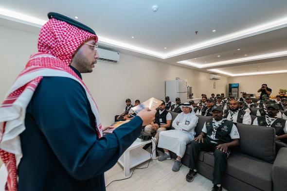 800 كشاف من وزارة الرياضة يشاركون في تنظيم الحشود بالحج.. ودورة تعريفية بمشروع "نحو منى"