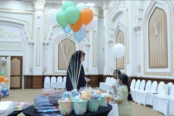 الفوالة تدخل البهجة على أطفال الأسر المتعففة