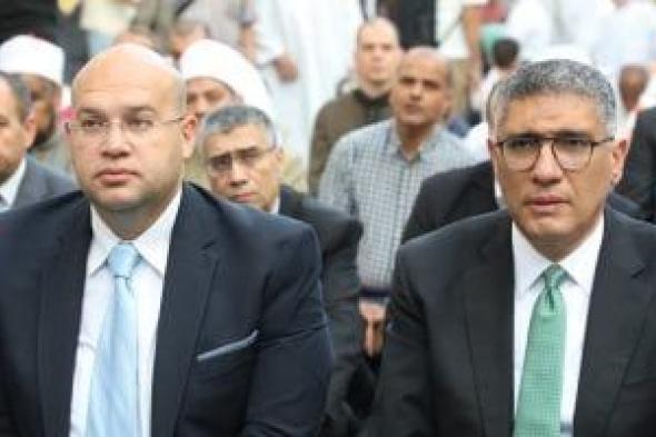 محافظ الجيزة يؤدى صلاة عيد الأضحى المبارك بساحة مسجد مصطفى محمود