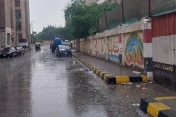 أمطار غزيرة على مدينة السنطة بالغربية والدفع بسيارات شفط المياه