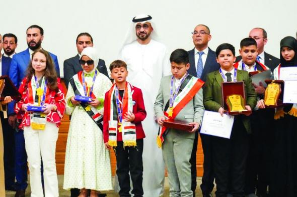 عائشة نزار ناظم بطلة لتحدي القراءة العربي في العراق