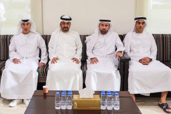 شيوخ ومسؤولون يعزّون في وفاة فاطمة محمد علي النومان