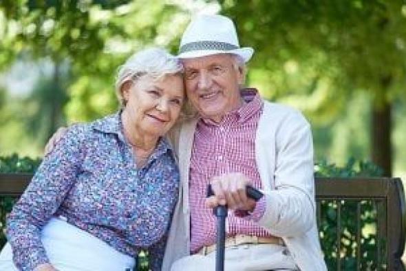 الحبس والغرامة عقوبة التحايل على الجهات المختصة للحصول على مزايا كبار السن