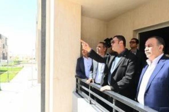 وزير الإسكان ومحافظ أسيوط يتفقدان مشروع المبادرة الرئاسية "سكن لكل المصريين"