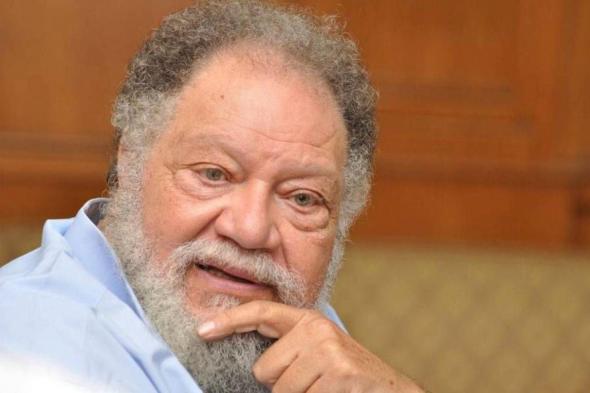 نجل يحيى الفخراني يكشف لـ«عكاظ» حقيقة غيابه