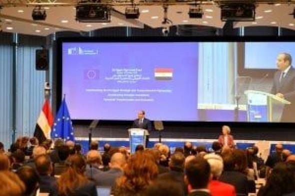 الرئيس السيسي: الحكومة اتخذت حزمة إجراءات أسفرت عن رفع تصنيف مصر الائتمانى
