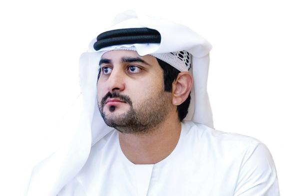 مكتوم بن محمد: "طيران الإمارات" نموذج رائع للأحلام التي تتحوّل إلى مشاريع