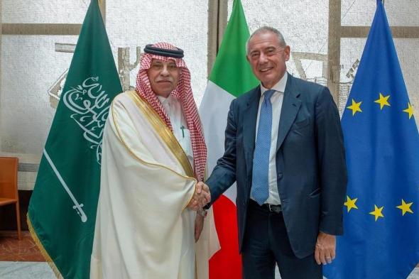 وزير التجارة يبحث في روما تعزيز الشراكة الاقتصادية السعودية الإيطالية