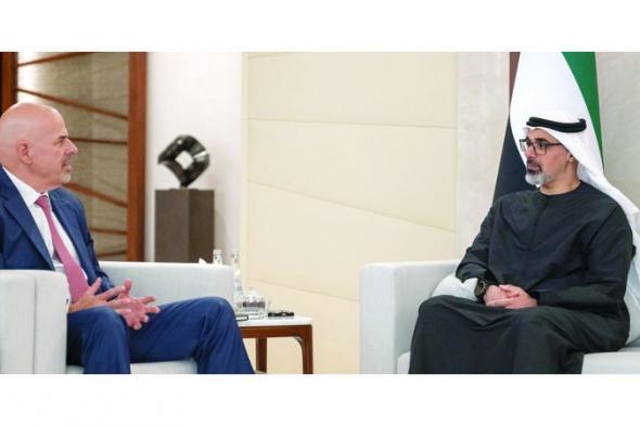خالد بن محمد يلتقي الرئيس التنفيذي المشارك لشركة «أوراكل»
