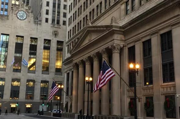 بعد قرار الفيدرالي الأمريكي.. الإمارات والبحرين وقطر تخفض سعر الفائدة