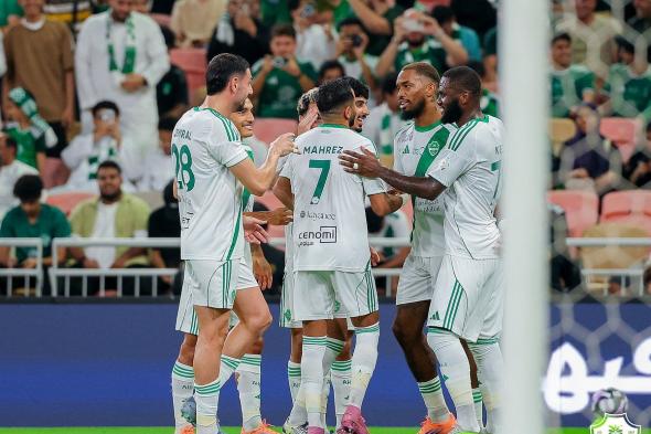 الغيابات تضرب الأهلي قبل مواجهة الرياض في دوري روشن