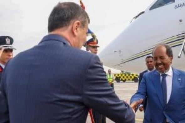 رئيس الصومال يصل القاهرة للمشاركة فى احتفالات المتحف المصرى الكبير.. صور