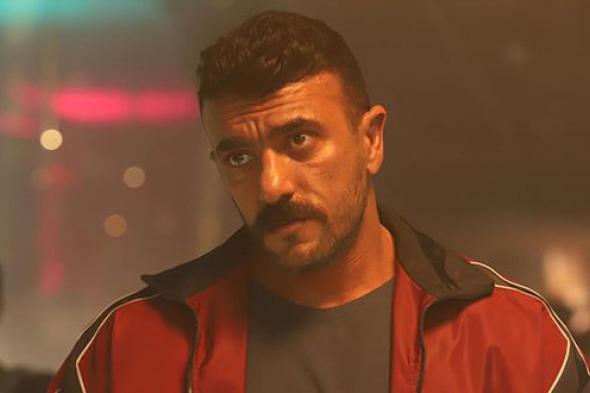 ناقدة فنية تهاجم أحمد العوضي بشدّة: أدواره مكرّرة