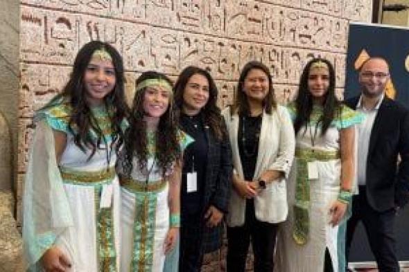 بالأزياء والديكورات الفرعونية.. المصريون فى أمريكا يحتفلون بافتتاح المتحف الكبير. (صور)