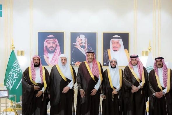 أمير الباحة يُدشِّن الحملة الوطنية "الولاء والانتماء" ..  تنفذها إدارة التوجيه والإرشاد بوزارة الداخلية