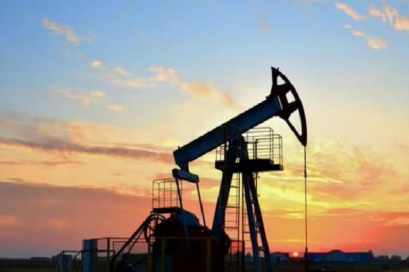 أسعار النفط تستقر عند تسوية التعاملات