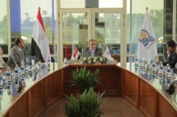 محافظ قنا: الدولة المصرية تولى الأهمية الكبرى لملف التغيرات المناخية