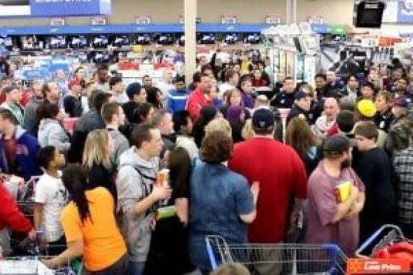 انتهز الفرصة لشراء السلع بأسعار مخفضة فى البلاك فرايدى