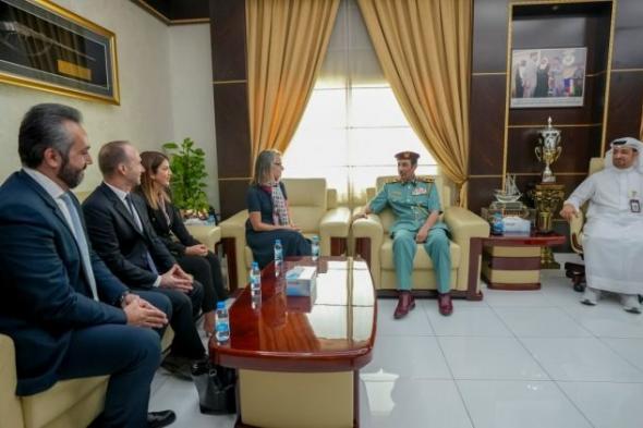 شرطة عجمان تبحث تعزيز التعاون مع "لويس فويتون" في حماية الملكية الفكرية