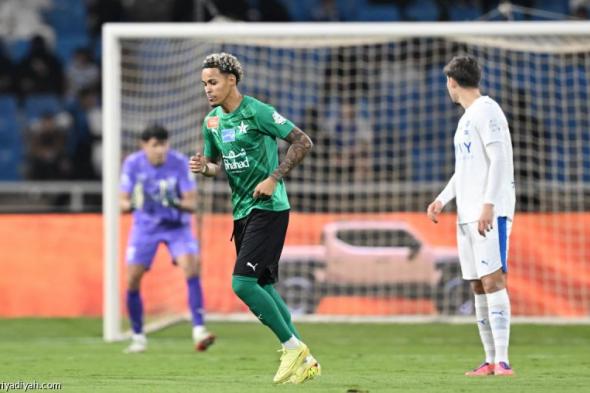 لازارو يتعرض للطرد الأول في مسيرته الرياضية بعد مباراة الهلال