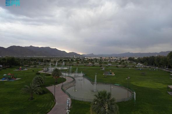 حدائق نجران.. متنفس طبيعي يزدان بالخضرة ويعزز جودة الحياة
