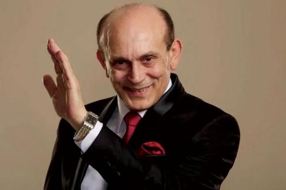 نقل الفنان المصري محمد صبحي إلى العناية المركزة