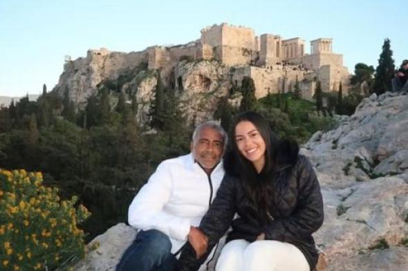 تصغره بـ37 عاماً..الأسطورة روماريو ينفصل عن طالبة الجامعة